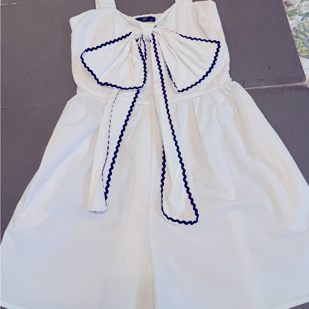 NWT S romper, jumpsuit. Great for hanging around or going on vacation!